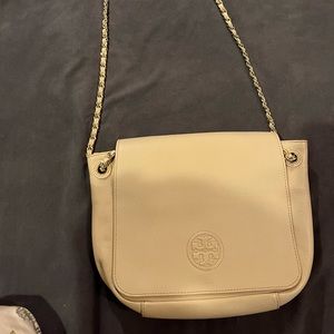 I am selling a Tory Burch crossbody